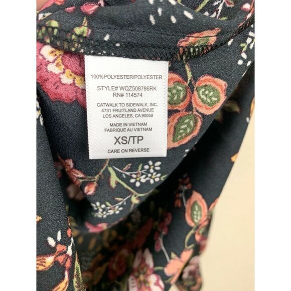 Pleione Floral Ruffle Placket Button Down Top - Picture 5 of 6